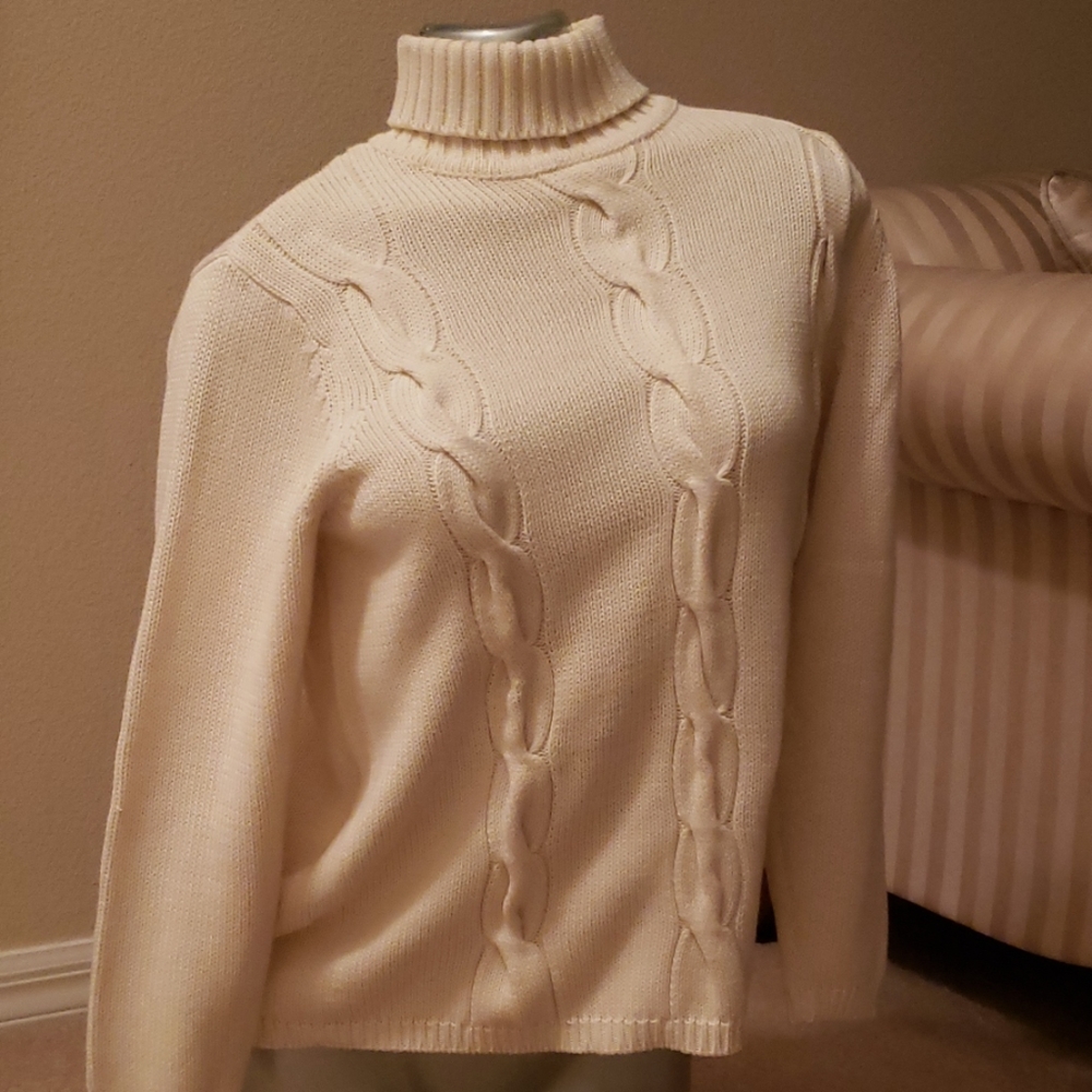 Cream cozy sweater